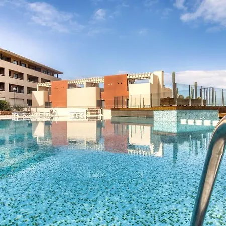Serenity Paraiso Ii Sunset View Апартаменты *